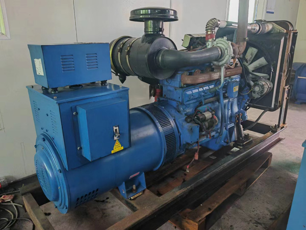 黄石港100kW柴油发电机组使用多级机油有哪些优缺点？